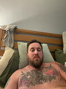 RadicalRocket online show from July 17, 2026, 11:13 pm