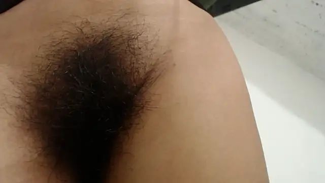 Snapshot of sweet_barbiie chatting on October 3, 2025, 4:19 pm sweet barbiie online show from October 3, 2025, 4:19 pm