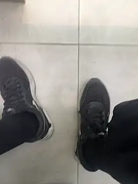 Snapshot of guybigmaster chatting on July 9, 2026, 5:56 pm guybigmaster online show from July 9, 2026, 5:56 pm