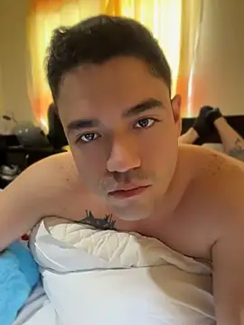 Valentino ruiz online show from July 15, 2026, 9:00 pm
