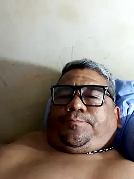Snapshot of panteon44 chatting on July 9, 2026, 6:36 am panteon44 online show from July 9, 2026, 6:36 am