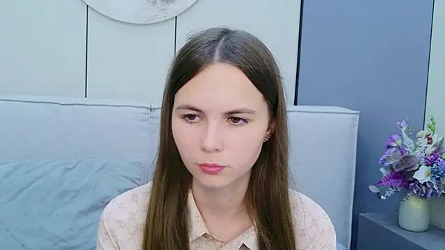 Snapshot of Thalia_Croft chatting on August 1, 2026, 11:52 am Thalia Croft online show from August 1, 2026, 11:52 am