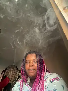 Snapshot of QueenTease420 chatting on July 22, 2026, 3:58 pm QueenTease420 online show from July 22, 2026, 3:58 pm