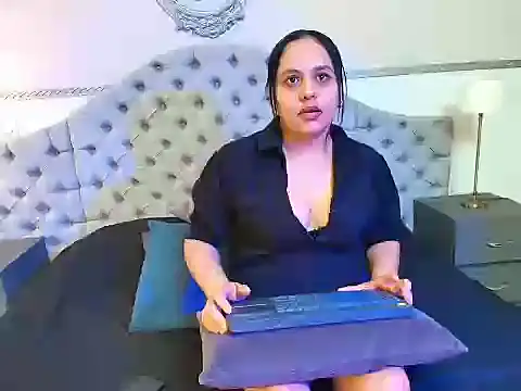 MariaBelenX online show from July 15, 2026, 12:12 pm