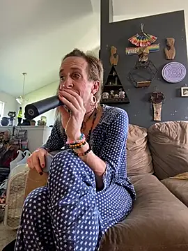 tsgoddessleora online show from July 8, 2026, 3:34 pm
