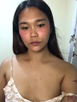Snapshot of lucyflower chatting on July 9, 2026, 1:54 pm lucyflower online show from July 9, 2026, 1:54 pm
