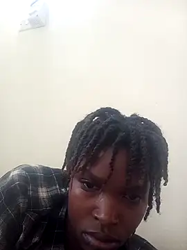Snapshot of Pettite_ainah chatting on July 13, 2026, 9:30 am Pettite ainah online show from July 13, 2026, 9:30 am