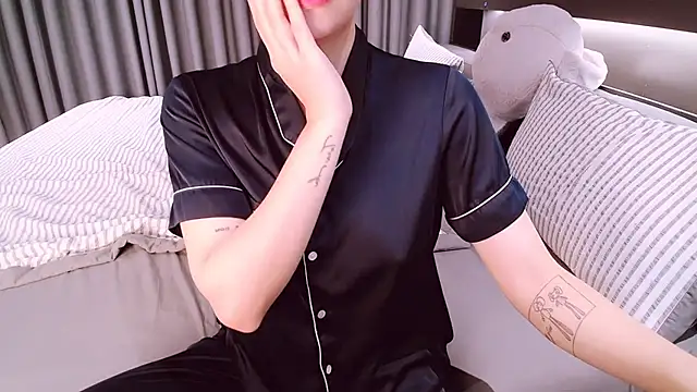 Snapshot of SungkyunnKwan chatting on October 27, 2025, 12:22 am SungkyunnKwan online show from October 27, 2025, 12:22 am