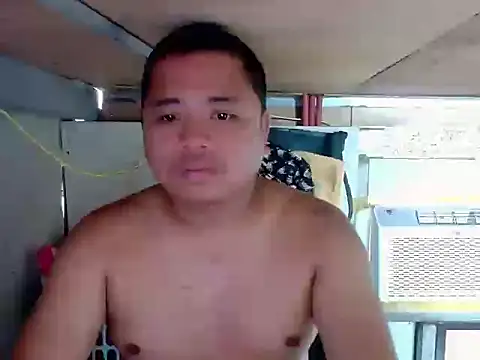 Snapshot of UnisexForYou chatting on July 15, 2026, 4:30 am UnisexForYou online show from July 15, 2026, 4:30 am