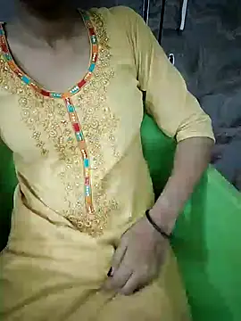 DEEPA 33 online show from July 13, 2026, 5:01 pm
