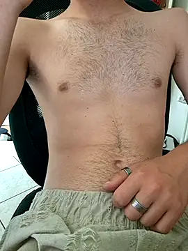 GianluSosa online show from July 13, 2026, 3:33 pm