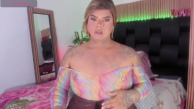 Snapshot of isabelleandbrand chatting on September 27, 2025, 2:45 pm isabelleandbrand online show from September 27, 2025, 2:45 pm