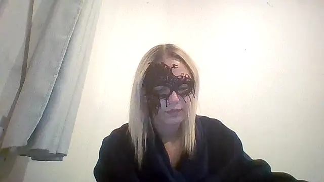 Snapshot of JeuneCharme1 chatting on July 22, 2026, 10:17 am JeuneCharme1 online show from July 22, 2026, 10:17 am