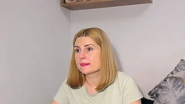 alisenties online show from January 7, 2026, 3:39 pm