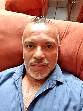 Snapshot of cared72 chatting on July 28, 2026, 3:32 pm cared72 online show from July 28, 2026, 3:32 pm