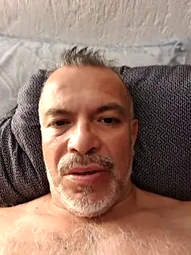 Snapshot of cared72 chatting on July 29, 2026, 12:43 am cared72 online show from July 29, 2026, 12:43 am