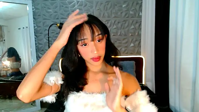 Snapshot of Velvet_Ysabelle chatting on July 29, 2026, 12:32 am Velvet Ysabelle online show from July 29, 2026, 12:32 am