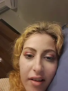 Kiki-wren online show from July 29, 2026, 7:46 pm