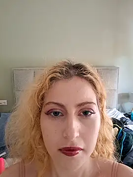 Kiki-wren online show from August 2, 2026, 2:37 pm
