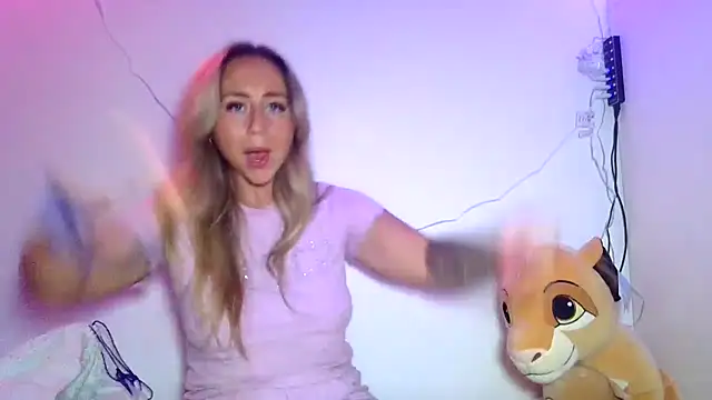 Ashtonrae4 online show from July 22, 2026, 8:33 pm