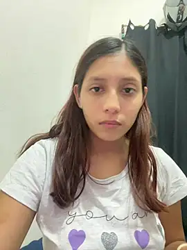 fabiola8397 online show from August 7, 2026, 11:22 pm