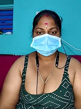 Snapshot of tamilthendral143 chatting on July 18, 2026, 7:33 pm tamilthendral143 online show from July 18, 2026, 7:33 pm