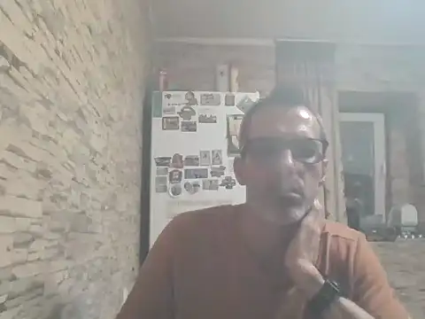 Snapshot of coolasice1984 chatting on July 19, 2026, 6:15 pm coolasice1984 online show from July 19, 2026, 6:15 pm