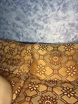rihanasexy online show from August 3, 2026, 2:01 pm