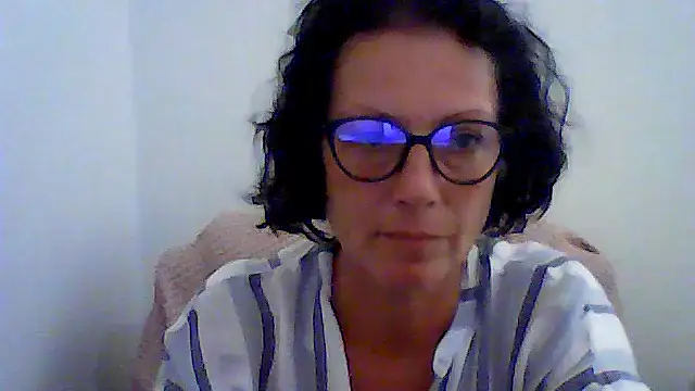 Arina9652 online show from July 27, 2026, 3:41 pm