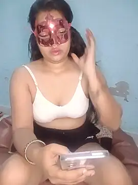 Snapshot of Komal_hot76 chatting on July 31, 2026, 10:07 pm Komal hot76 online show from July 31, 2026, 10:07 pm