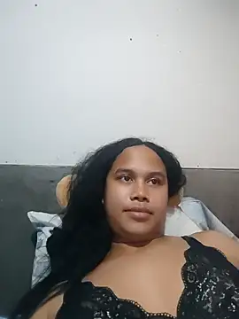Snapshot of Nathalie_25 chatting on July 24, 2026, 4:19 am Nathalie 25 online show from July 24, 2026, 4:19 am
