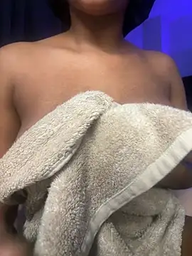 th4tgirl online show from July 25, 2026, 12:33 pm