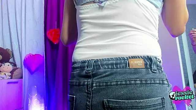 jessierocketx online show from March 20, 2026, 7:15 pm