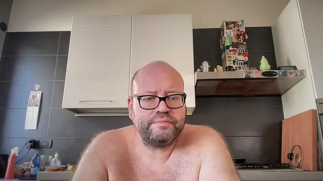 theitalianbear online show from September 20, 2025, 11:48 am