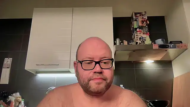theitalianbear online show from February 18, 2025, 6:15 pm