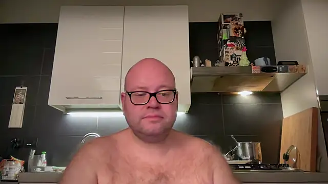 theitalianbear online show from December 23, 2024, 3:40 am