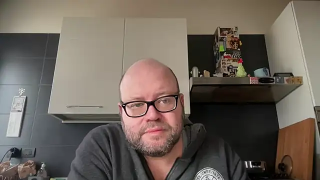 theitalianbear online show from January 11, 2025, 12:29 pm