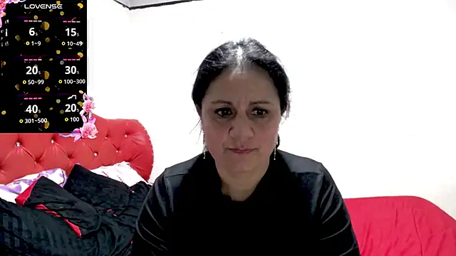 Snapshot of sexy_jhoan88 chatting on May 8, 2026, 2:43 pm sexy jhoan88 online show from May 8, 2026, 2:43 pm