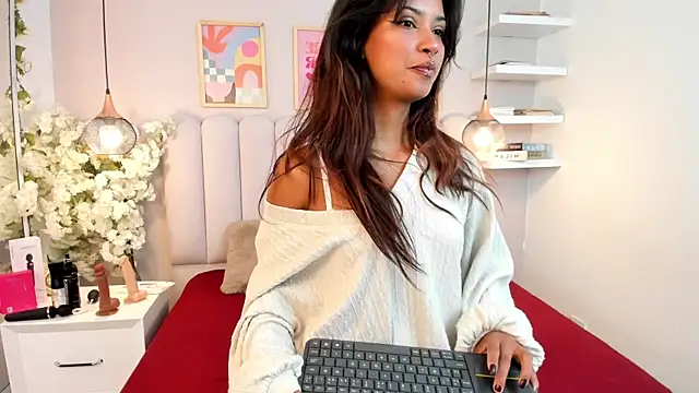 alessia  noir  online show from July 27, 2026, 9:22 pm