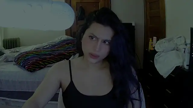 Snapshot of Evyniadoll chatting on July 28, 2026, 4:39 pm Evyniadoll online show from July 28, 2026, 4:39 pm