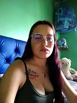 Snapshot of Emma_St_ chatting on August 8, 2026, 8:16 pm Emma St online show from August 8, 2026, 8:16 pm