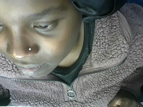 smoochiii online show from July 30, 2026, 11:04 pm