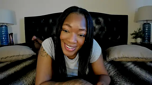 Snapshot of nicolesolace chatting on March 3, 2026, 10:17 pm nicolesolace online show from March 3, 2026, 10:17 pm