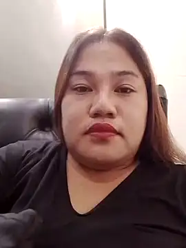 Snapshot of Andrea0414 chatting on December 22, 2024, 3:22 am Andrea0414 online show from December 22, 2024, 3:22 am