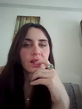 Nikkirodriguez online show from August 3, 2026, 7:31 pm