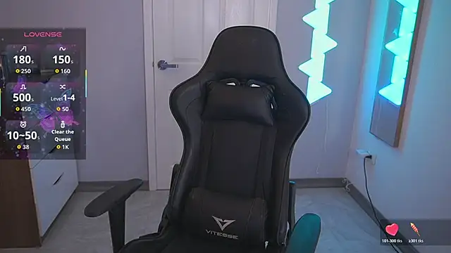 DanikaDillan online show from October 29, 2025, 12:42 am