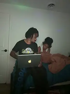 Snapshot of BigdaddyD1400 chatting on September 27, 2025, 8:09 am BigdaddyD1400 online show from September 27, 2025, 8:09 am