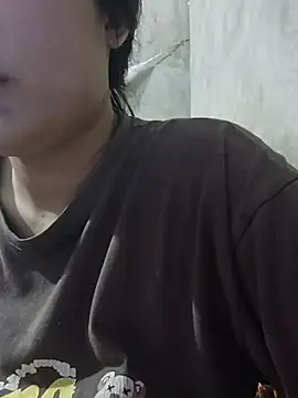 Quynhnhu bb online show from August 6, 2026, 12:33 pm