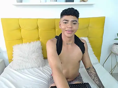 LianHalo online show from August 4, 2026, 7:51 pm