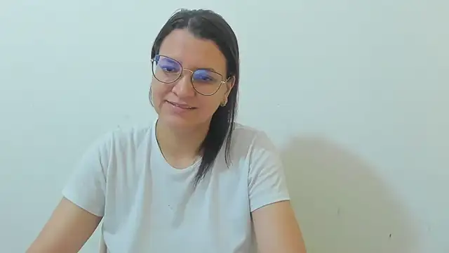 MARILYN GARCIA online show from October 10, 2025, 12:39 pm